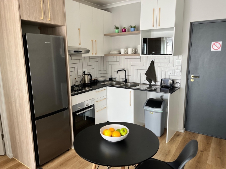 1 Bedroom Property for Sale in Table View Western Cape